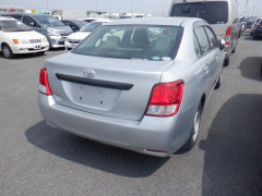 Toyota Corolla Axio 2014