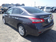 Nissan  SYLPHY  2014