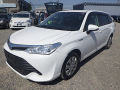 Toyota Corolla Fielder 2015
