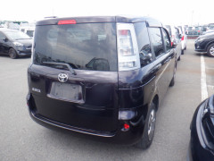 Toyota Sienta 2014