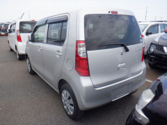 Suzuki Wagon R 2015