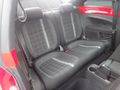 Volkswagen Beetle 2016