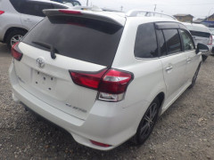 Toyota Corolla Fielder 2015