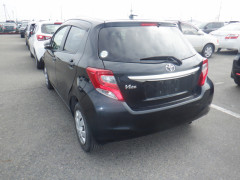 Toyota Vitz 2014