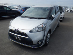 Toyota Sienta 2016