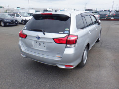 Toyota Corolla Fielder 2016