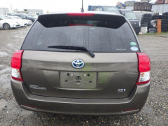 Toyota Corolla Fielder 2014