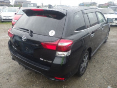 Toyota Corolla Fielder 2015