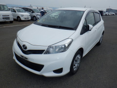 Toyota Vitz 2013