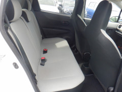 Toyota Vitz 2013