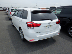 Toyota Corolla Fielder 2015