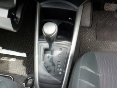 Toyota Corolla Fielder 2015