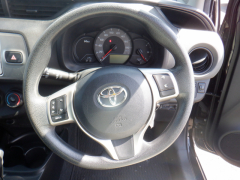 Toyota Vitz 2014