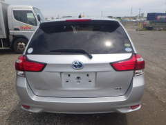 Toyota Corolla Fielder 2016