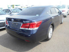 Toyota Crown 2014