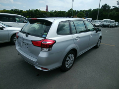 Toyota Corolla Fielder 2016