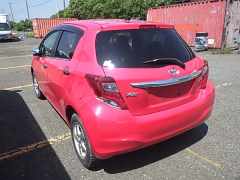 Toyota Vitz 2014