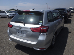 Toyota Corolla Fielder 2016