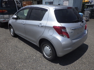 Toyota Vitz 2015