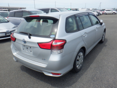 Toyota Corolla Fielder 2016