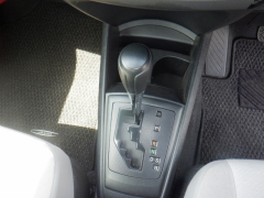 Toyota Corolla Axio 2015