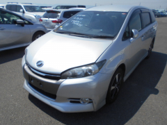 Toyota Wish 2014