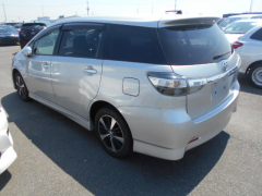 Toyota Wish 2014