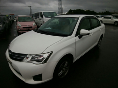 Toyota Corolla Axio 2014