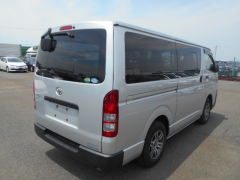 Toyota Hiace Van 2014