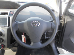 Toyota Vitz 2010