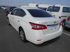 Nissan  SYLPHY  2014