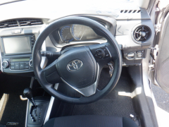 Toyota Corolla Fielder 2015