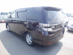 Toyota vellfire 2014