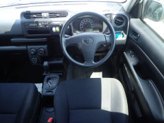 Toyota Probox Van 2017