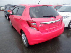 Toyota Vitz 2014
