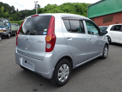 Daihatsu Mira 2012