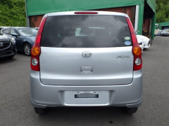 Daihatsu Mira 2012