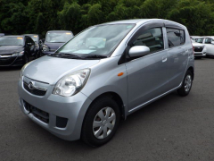 Daihatsu Mira 2012