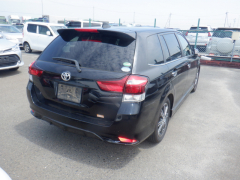 Toyota Corolla Fielder 2015