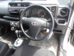 Toyota Succeed Van 2014