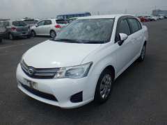 Toyota Corolla Axio 2014