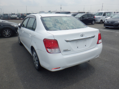 Toyota Corolla Axio 2014