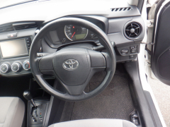 Toyota Corolla Axio 2015