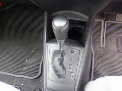 Toyota Corolla Axio 2014