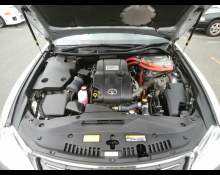 Toyota Crown Hybrid 2014