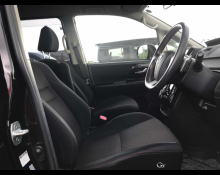 Toyota Voxy 2012