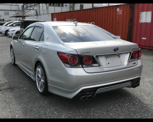 Toyota Crown Hybrid 2016