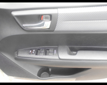 Toyota Corolla Fielder 2015