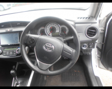 Toyota Corolla Fielder 2015