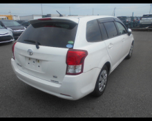 Toyota Corolla Fielder 2015